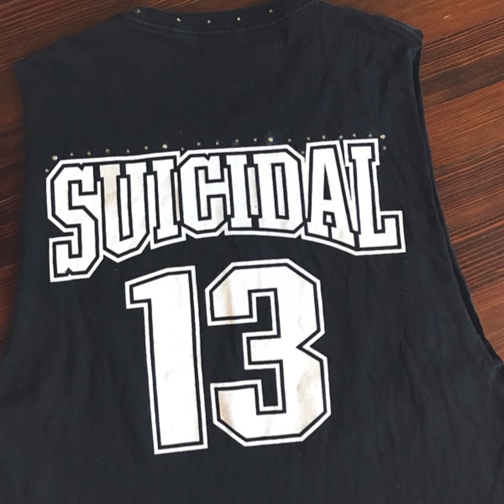 2PP RESTYLED// ReVamp’D SUICIDAL TENDENCIES CUTOFF - Picture 5 of 7